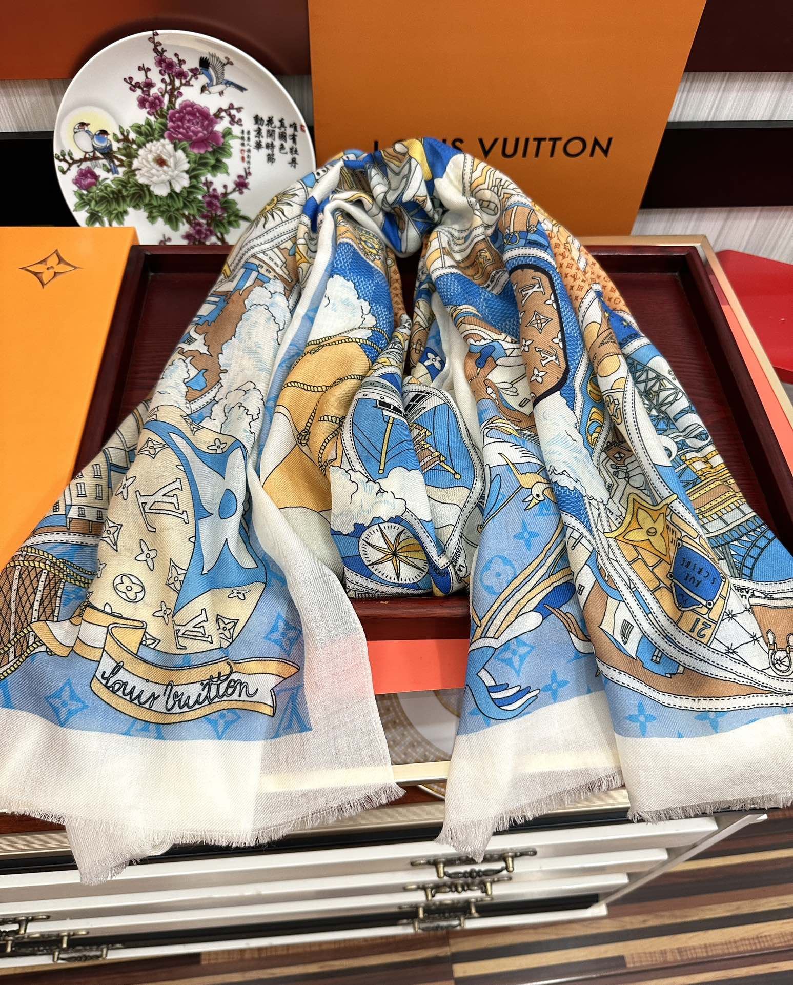 Louis Vuitton Scarf